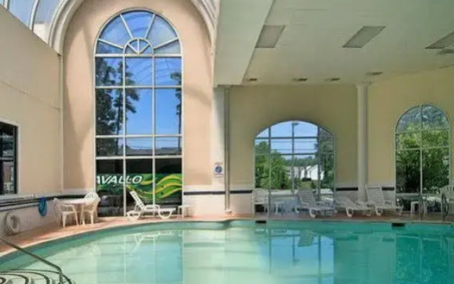 photo 4 of Comfort Inn Historic Area