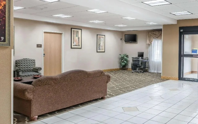 photo 2 of Comfort Inn Downtown - University Area