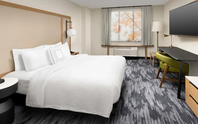photo 5 of Fairfield Inn & Suites by Marriott Alexandria Landmark