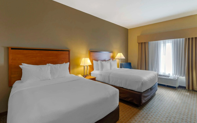 photo 5 of Comfort Inn & Suites Marion I-57