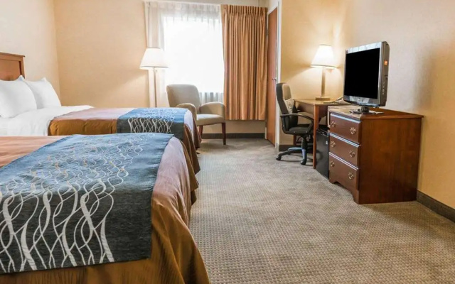 photo 3 of Rodeway Inn Merce