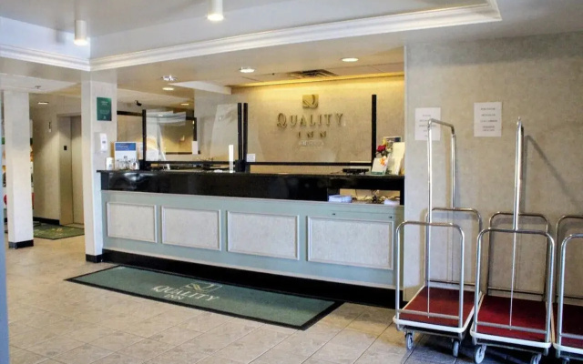 photo 2 of Quality Inn Midway