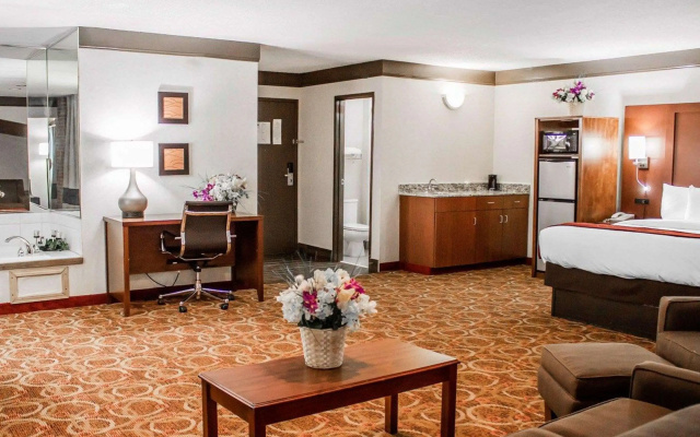 photo 3 of Comfort Inn Mount Vernon Downtown
