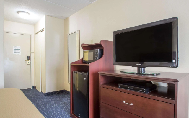 photo 3 of Quality Inn Near Princeton
