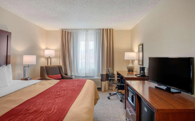 photo 4 of Comfort Inn Medford North
