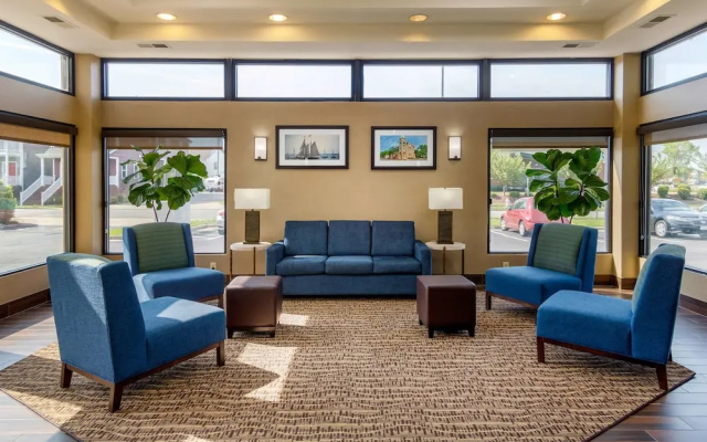 photo 2 of Quality Inn & Suites Olde Town