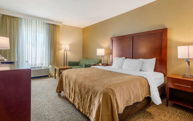 photo 4 of Quality Inn & Suites Olde Town