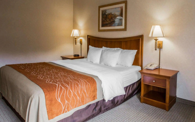 photo 3 of SureStay by Best Western Cherokee on the River
