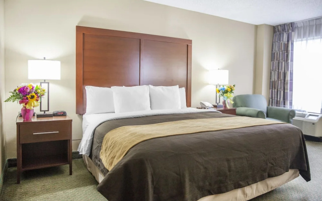 photo 3 of Comfort Inn At The Pentagon
