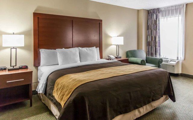 photo 4 of Comfort Inn At The Pentagon
