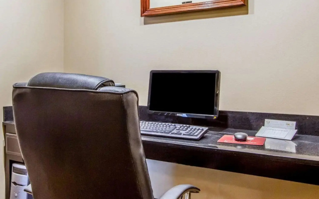 photo 4 of Comfort Inn