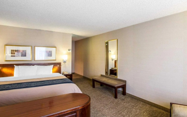 photo 5 of Comfort Inn Phoenix
