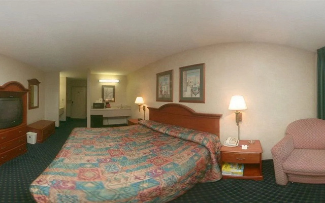 photo 5 of Comfort Inn