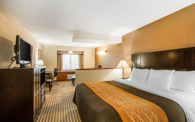 photo 4 of Comfort Inn Portland Hotel