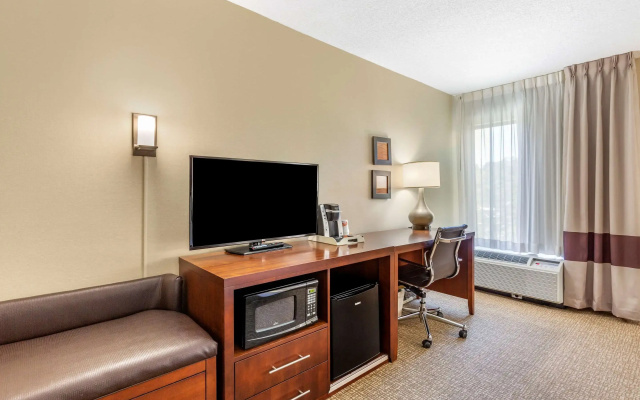 photo 4 of Comfort Inn Quantico