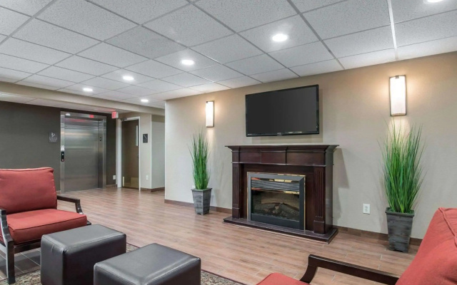 photo 3 of Comfort Inn Saugerties