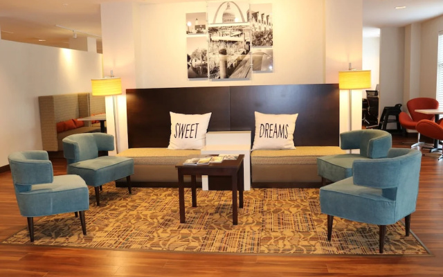 photo 5 of Comfort Inn St. Louis Airport