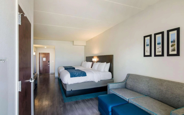 photo 4 of Comfort Inn & Suites Gulf Shores East Beach near Gulf State Park