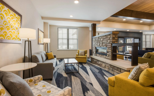 photo 2 of Comfort Inn & Suites Gaylord