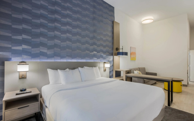 photo 5 of Comfort Inn & Suites Gaylord