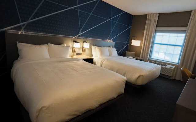 photo 4 of Comfort Inn & Suites