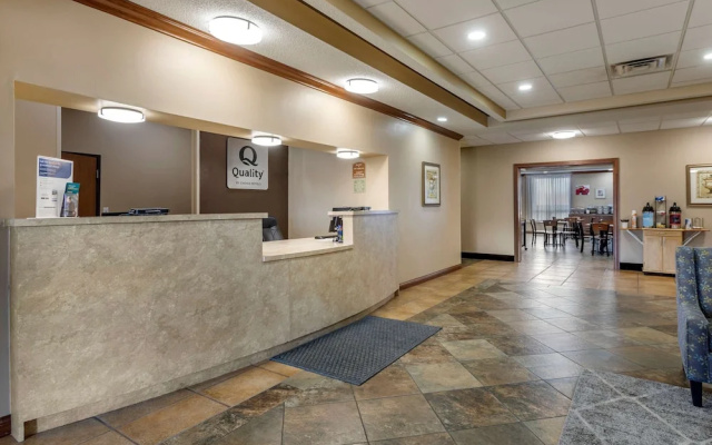 photo 2 of Comfort Inn & Suites