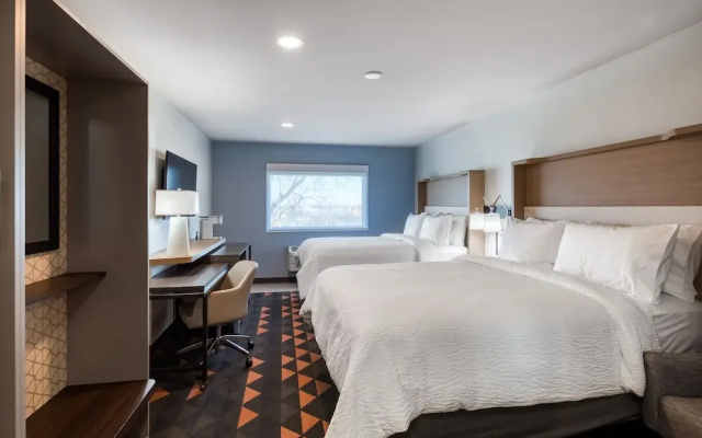 photo 4 of Comfort Inn & Suites Downtown