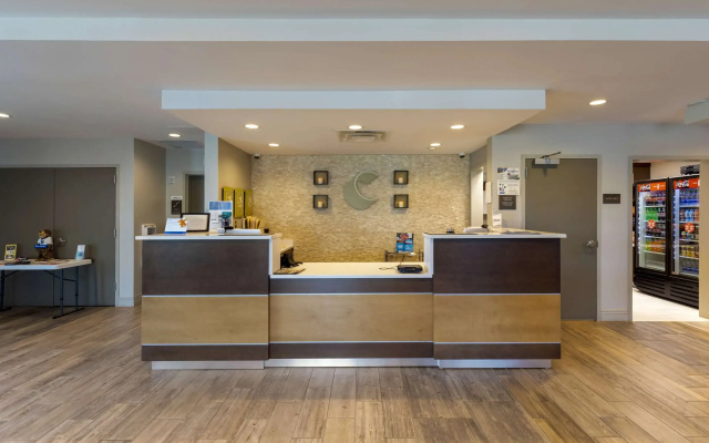 photo 2 of Comfort Inn & Suites East Ellijay