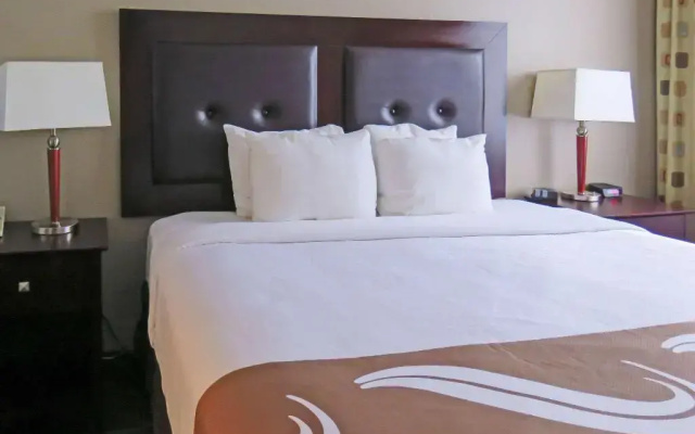 photo 5 of Comfort Inn & Suites Everett