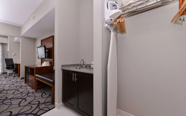 photo 5 of Comfort Inn & Suites Frisco - Plano