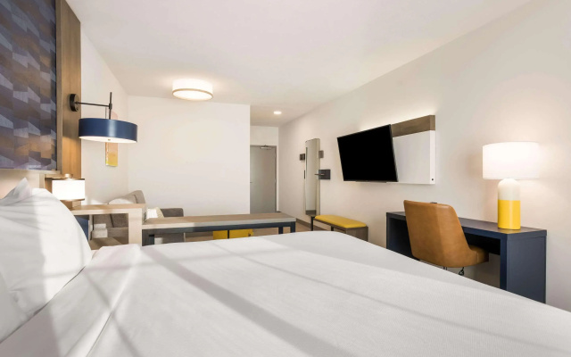 photo 5 of Comfort Inn & Suites Gaylord