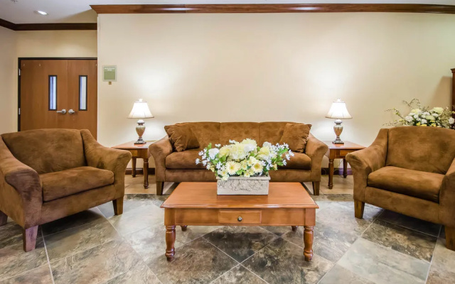 photo 2 of Quality Inn & Suites Rockport - Owensboro North