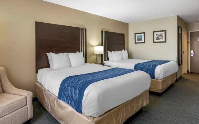 photo 4 of Comfort Inn Sullivan