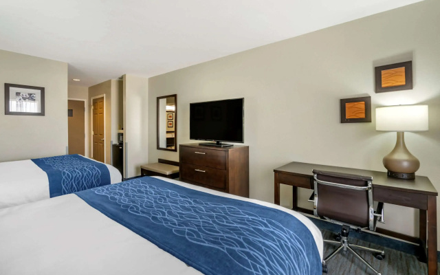 photo 5 of Comfort Inn Sullivan