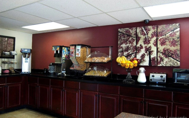 photo 4 of Comfort Inn Uncc