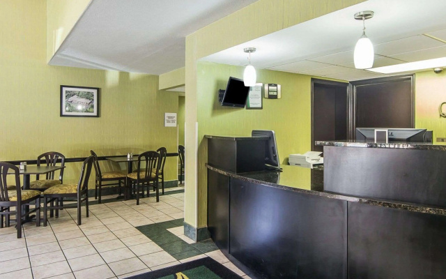photo 2 of Quality Inn West
