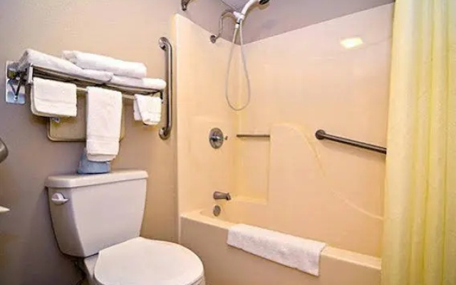 photo 4 of Comfort Inn West