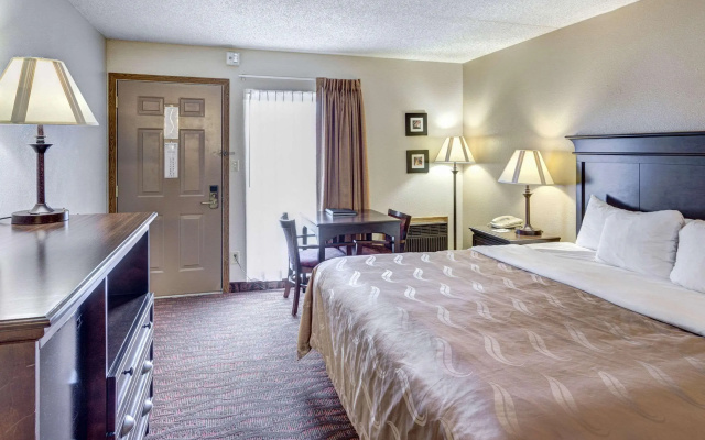 photo 5 of Quality Inn West-Branson Theatre District