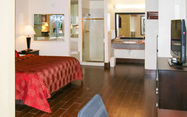photo 4 of Comfort Inn West/energy Corridor