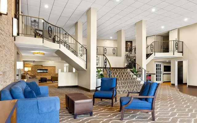 photo 2 of Comfort Inn St Louis - Westport
