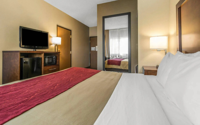 photo 4 of Comfort Inn Denver West Arvada Station