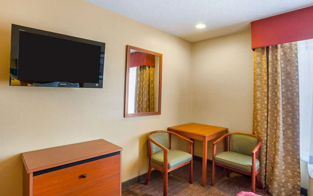 photo 5 of Quality Inn York