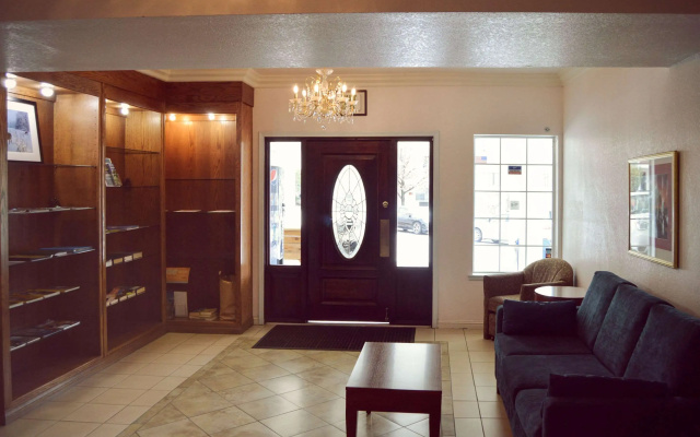 photo 2 of Quality Inn Yosemite Valley Gateway