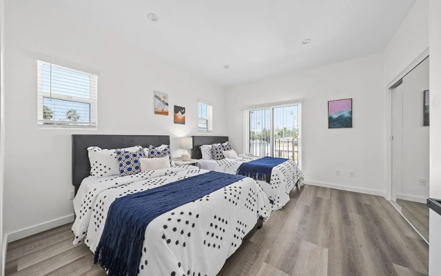 photo 3 of Comfort Suite Hollywood