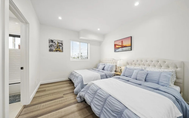 photo 5 of Comfort Suite Hollywood