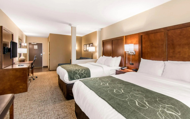 photo 3 of Comfort Suites Denver near Anschutz Medical Campus