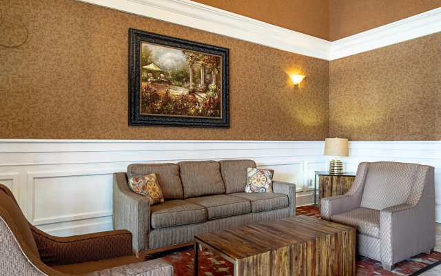 photo 4 of Quality Suites San Antonio Northeast
