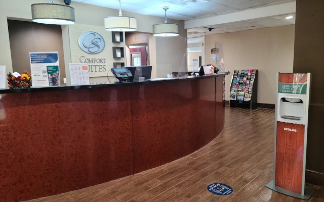 photo 2 of Comfort Suites