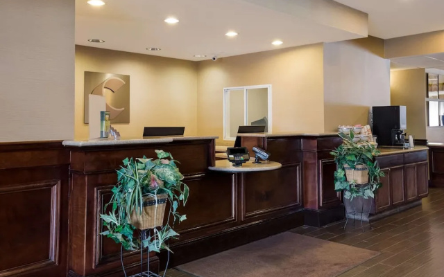 photo 2 of Comfort Suites