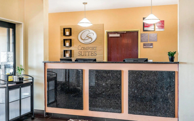 photo 2 of Comfort Suites Miamisburg - Dayton South